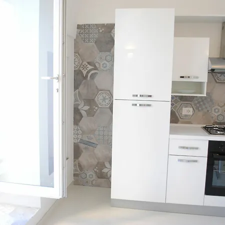 Apartment Salentuosi *